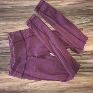 Burgundy Lululemon legging